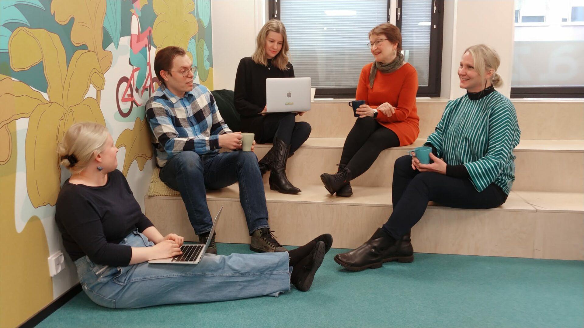 CoWorking people – Kun tavoitteena on löytää yrityksistä kestävän kehityksen avaimet – Viestintätoimisto Medita Oy