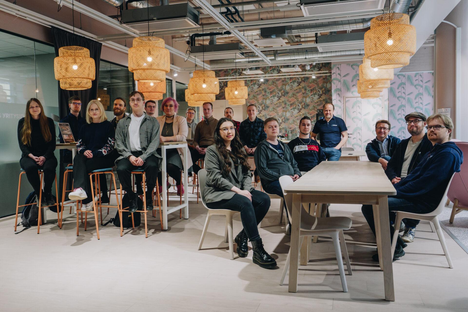 CoWorking people – Ammatillista kasvua Crazy Townin kautta – Skillwell