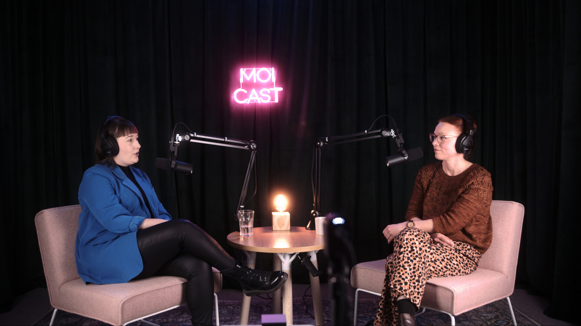 Moi Cast LIVE -Workshop: Tarinoiden voima –  kuinka podcast yhdistää ihmisiä ja yrityksiä?
